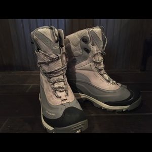 Columbia winter hiking boots